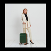 Obrazek Kabinový kufr SUITSUIT® Fab Seventies Classic Beetle Green S - zelená - 32 L