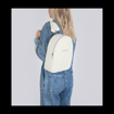Obrazek Batoh SUITSUIT® Fabulous Fifties Egg White 7 L - bílá - 7 L