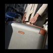Obrazek Plastový kufr ROCK Carnaby S - černá - 35 L