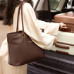 Obrazek Dámská taška SUITSUIT® Serenity Chocolate Brown - hnědá - 16 L